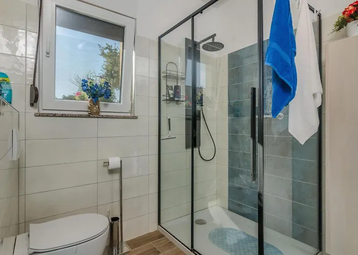 Josie By Interhome Gabonjin