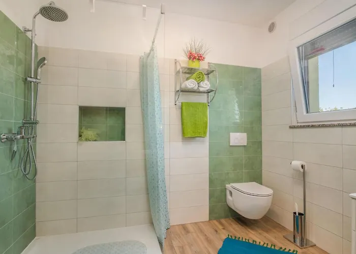 Josie By Interhome * Gabonjin